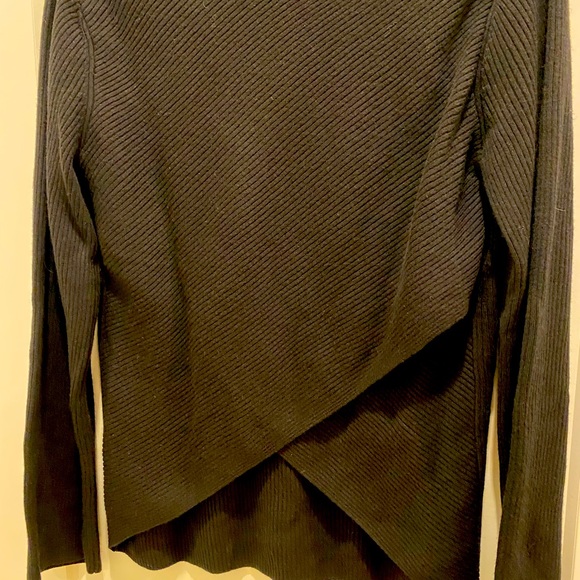NWOT Babaton cross back Kitano sweater - Size M - Picture 3 of 4
